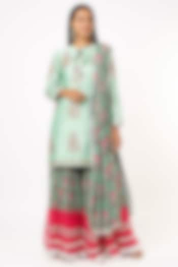 Turquoise Knee-Length Gota Embroidered Kurta Set by Mahi Calcutta at Pernia's Pop Up Shop