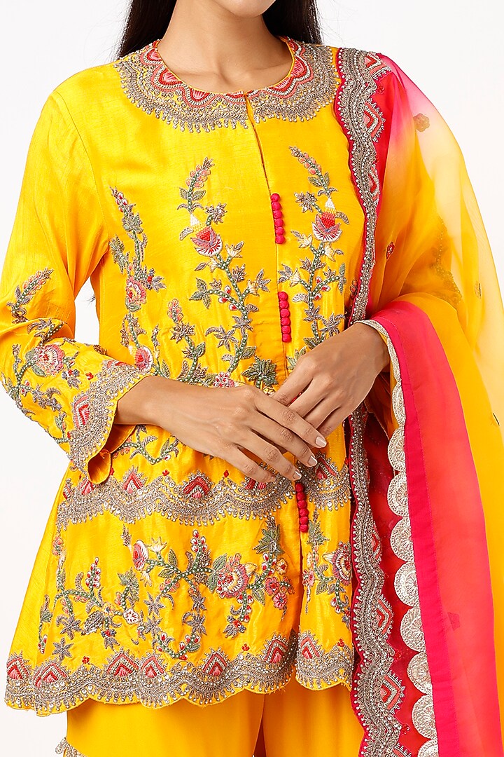 Yellow A-Line Zardosi Embroidered Kurta Set by Mahi Calcutta at Pernia's Pop Up Shop