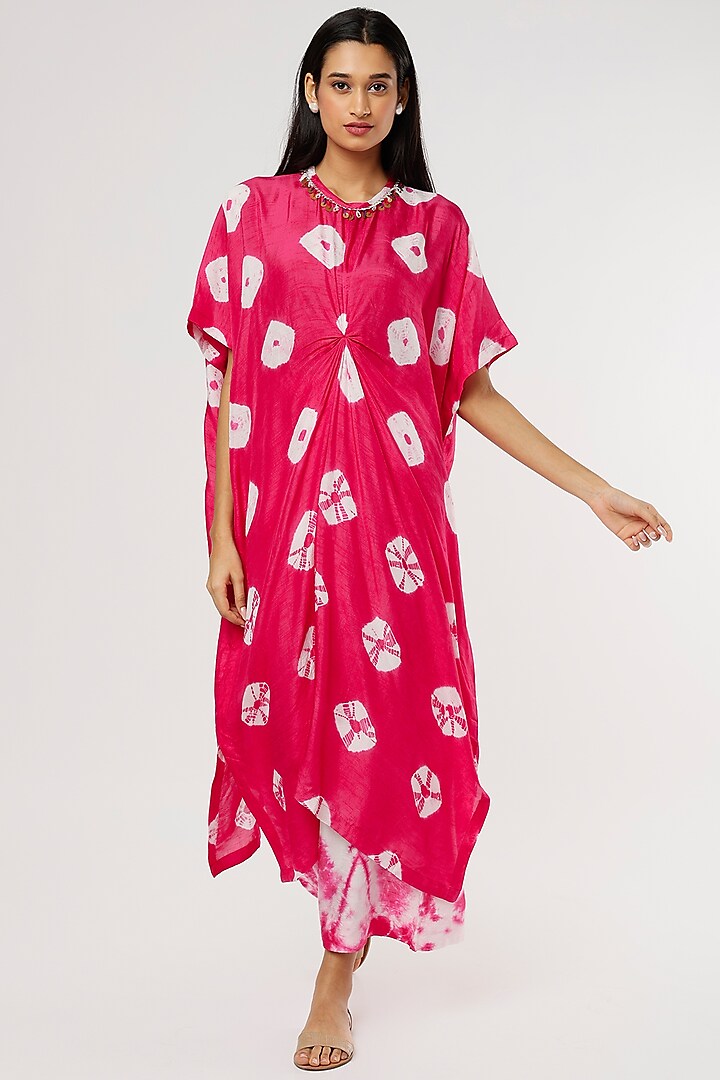 Fuchsia Printed Pinched Kaftan Set by Mahi Calcutta