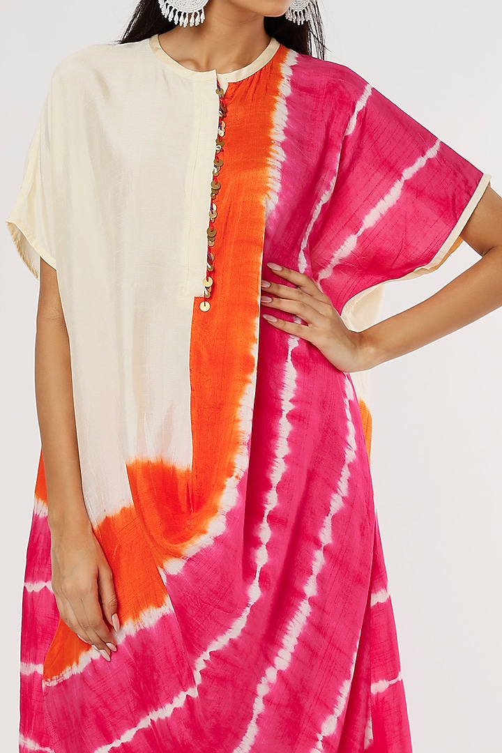 Fuchsia Printed Cowl-Cut Kaftan Set by Mahi Calcutta at Pernia's Pop Up Shop