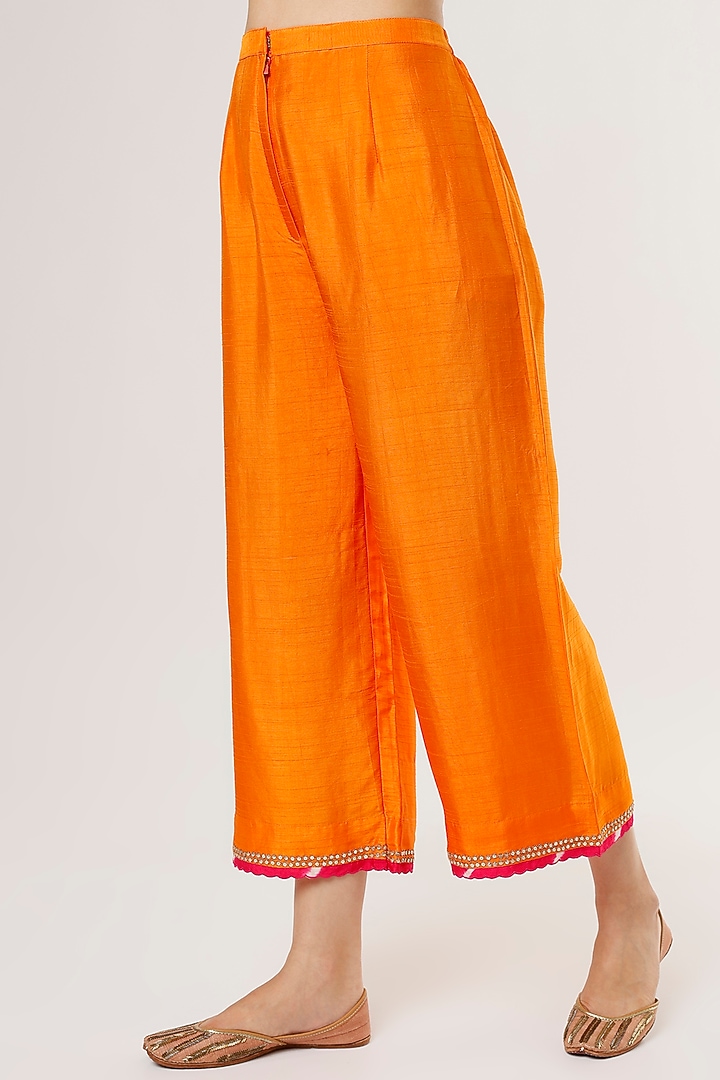Orange Embroidered Kurta Set by Mahi Calcutta at Pernia's Pop Up Shop
