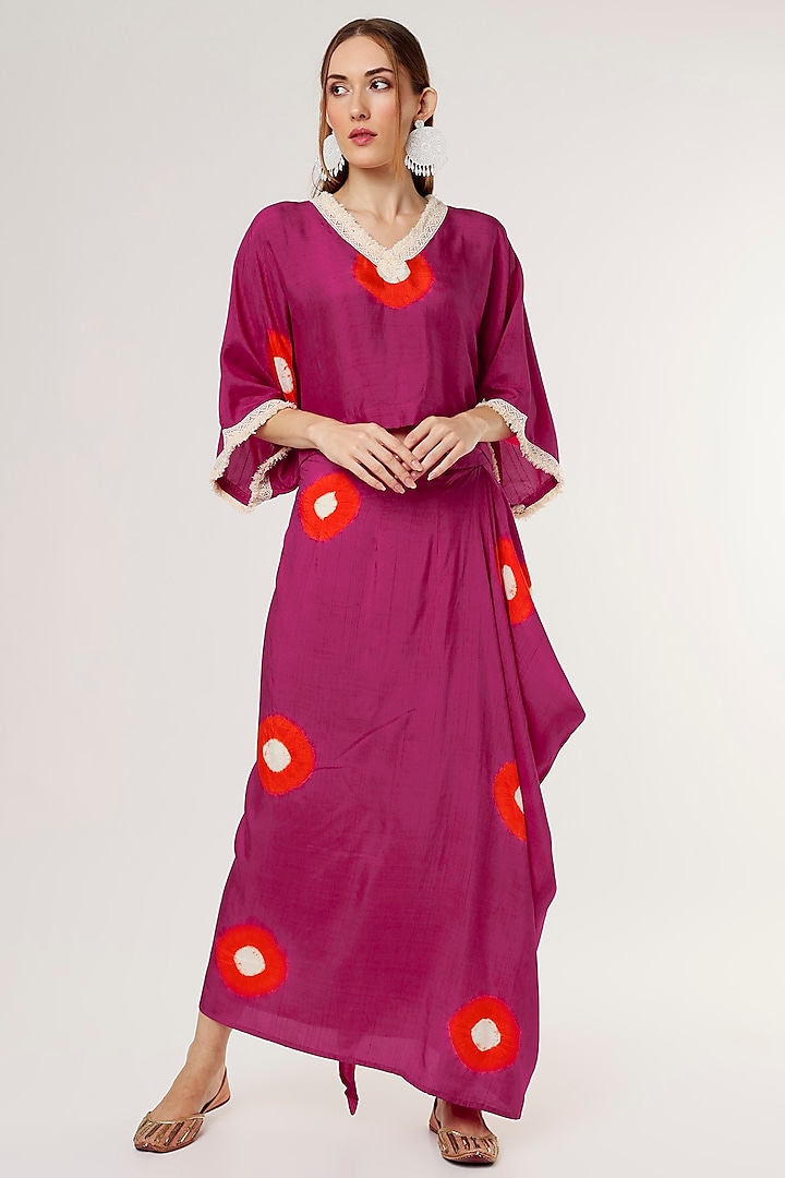 Magenta & Vermilion Tie-Dyed Skirt Set by Mahi Calcutta