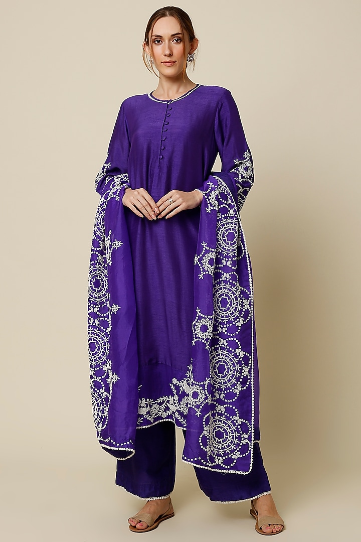 Purple Silk Embroidered Kurta Set by Mahi Calcutta