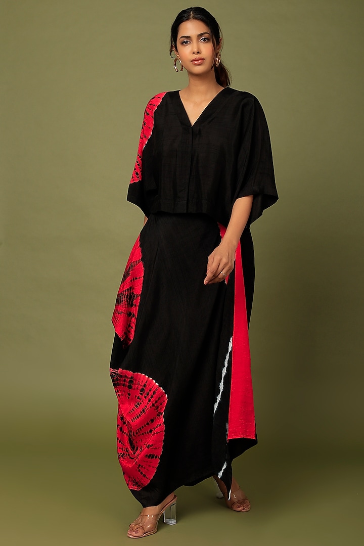 Black Cotton Silk Skirt Set by Mahi Calcutta