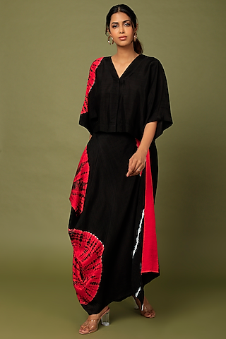 Black Cotton Silk Skirt Set by Mahi Calcutta