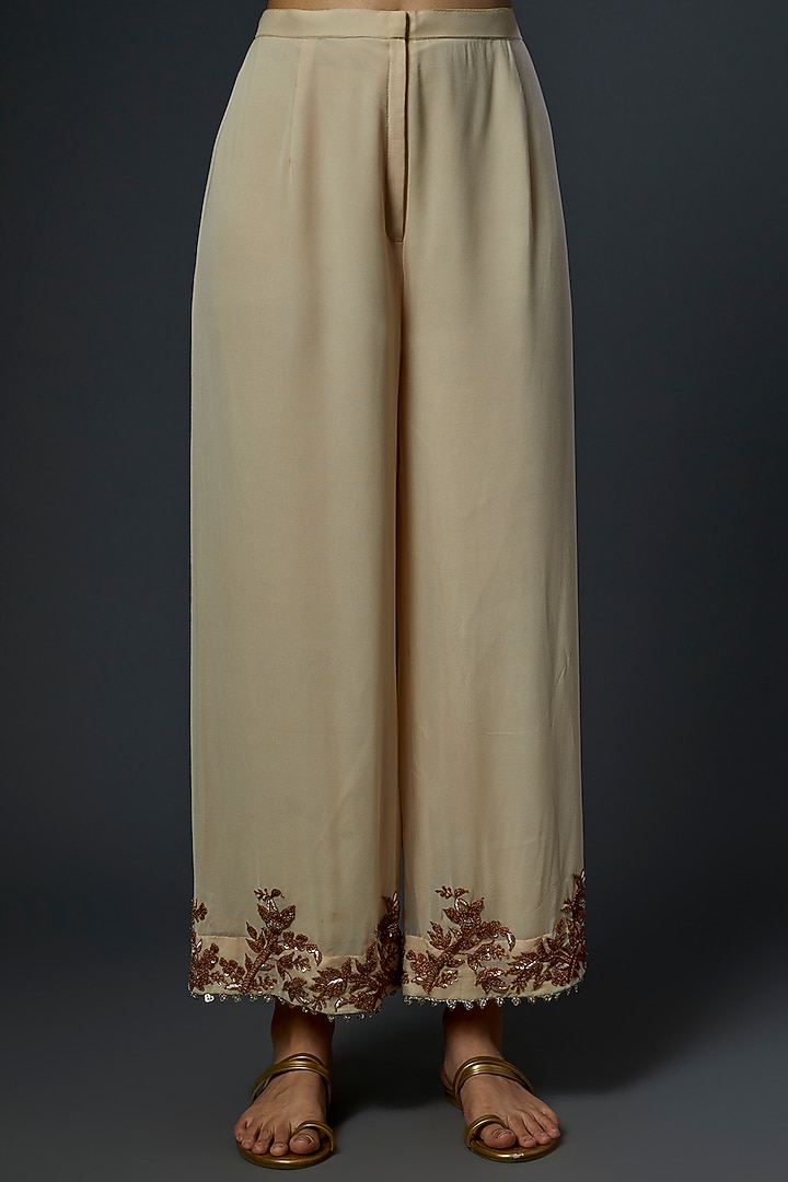 Orange Embroidered Kurta Set by Mahi Calcutta at Pernia's Pop Up Shop