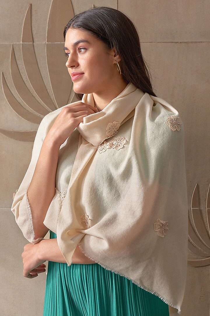 Beige Wool & Silk Floral Embroidered Stole by Mauli Cashmere at Pernia's Pop Up Shop