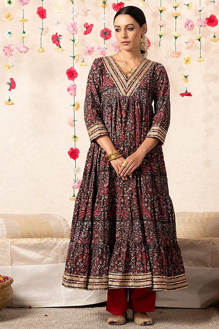 Red & Black Printed & Embellished Tiered Kurta Set by Marche