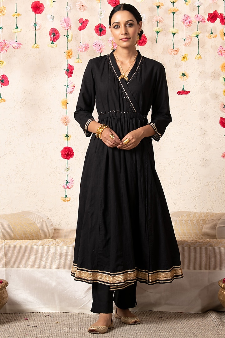 Black Cotton Embellished Angrakha Kurta Set by Marche at Pernia's Pop Up Shop