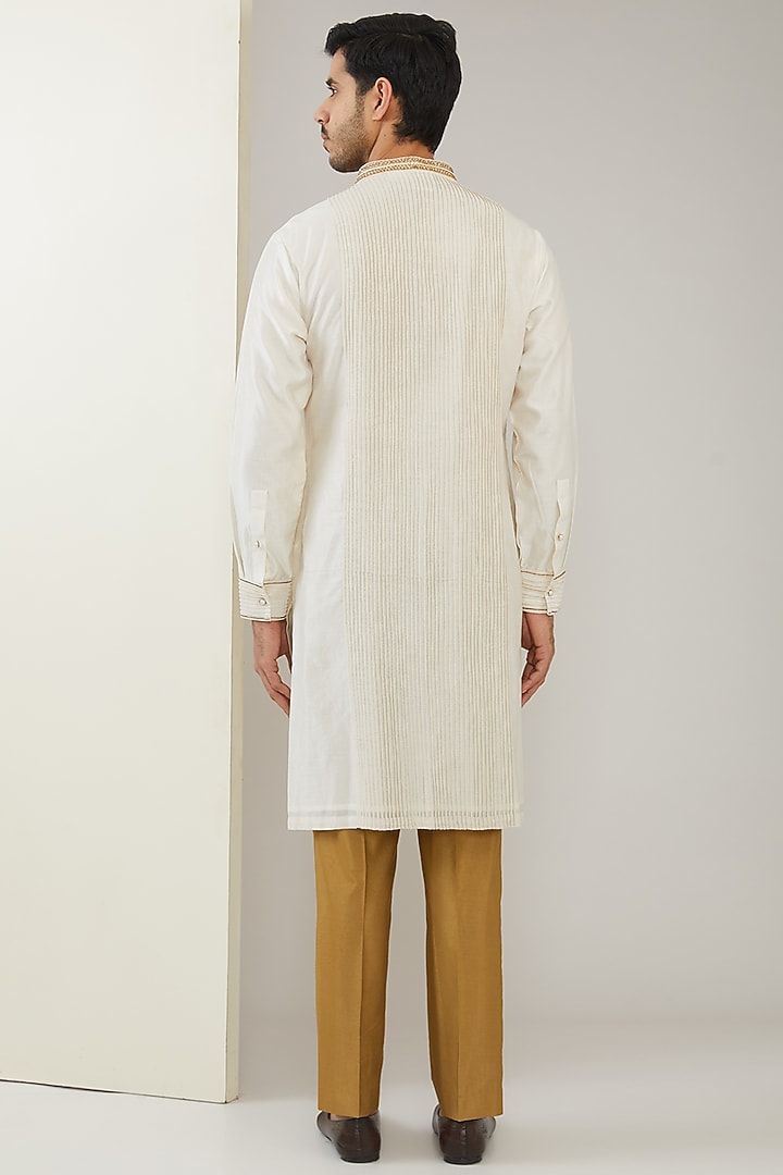 Ivory Silk Chanderi Hand Embroidered Kurta Set by MARAASIM at Pernia's Pop Up Shop
