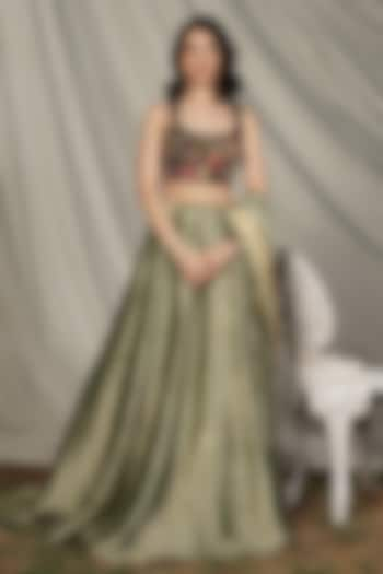 Green Banarasi Crush Tissue & Mul Lehenga Set by Mansi Gajjar