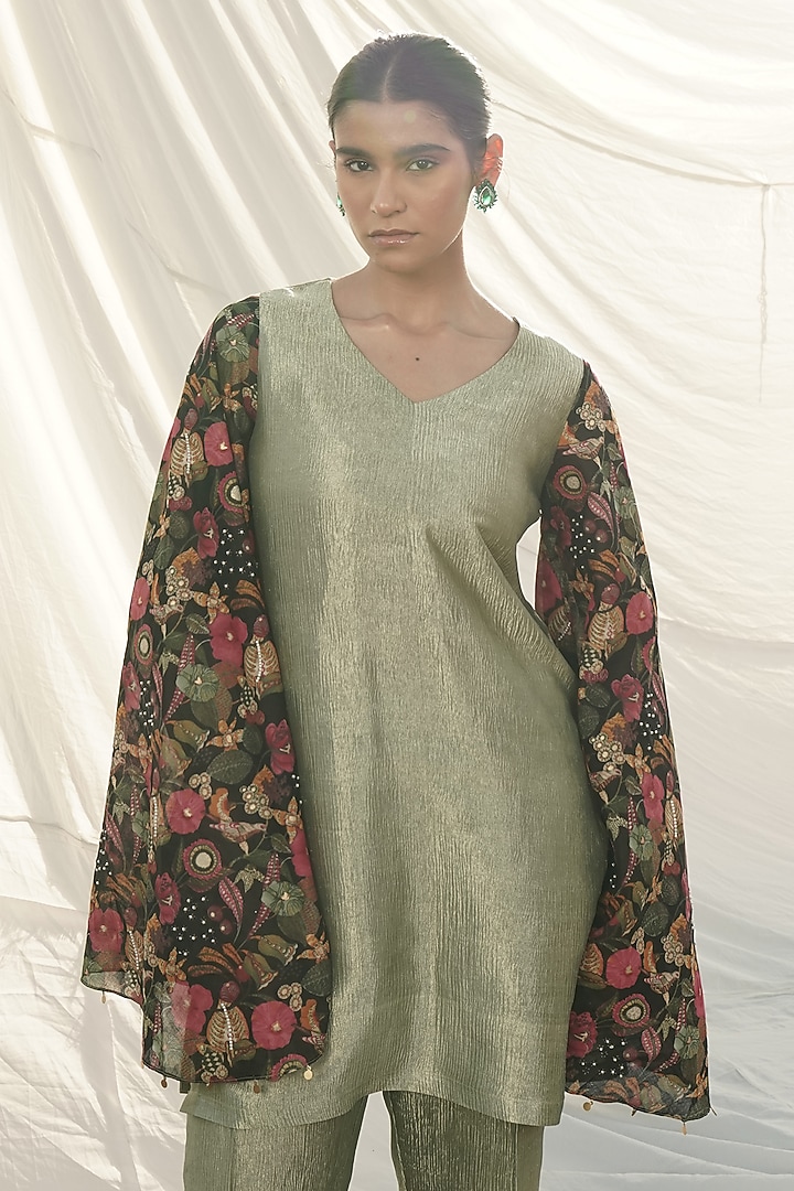 Olive Green Banarasi Crush Tissue Printed & Embroidered Kurta Set by Mansi Gajjar at Pernia's Pop Up Shop
