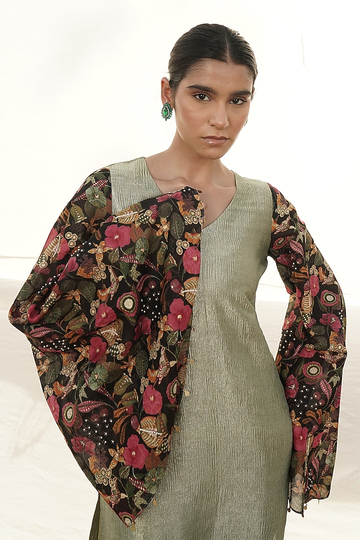 Olive Green Banarasi Crush Tissue Printed & Embroidered Kurta Set by Mansi Gajjar at Pernia's Pop Up Shop
