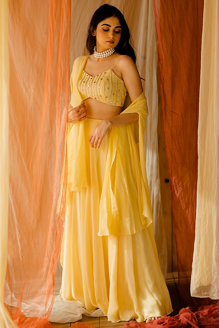 Yellow Embroidered Cape Set by Mansi Gajjar