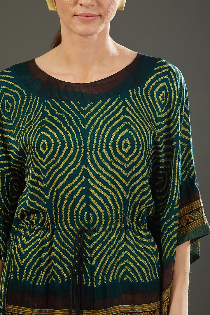 Green Gajji Silk Bandhani Kaftan by Mansi Gajjar at Pernia's Pop Up Shop