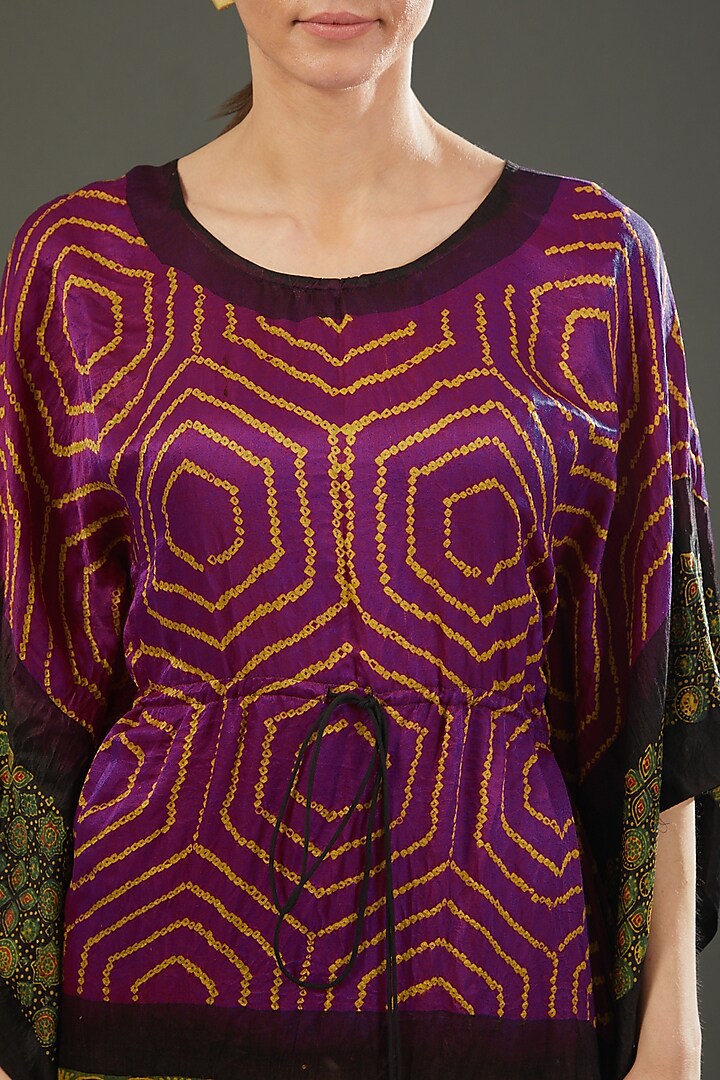 Maroon Gajji Silk Bandhani Kaftan by Mansi Gajjar at Pernia's Pop Up Shop