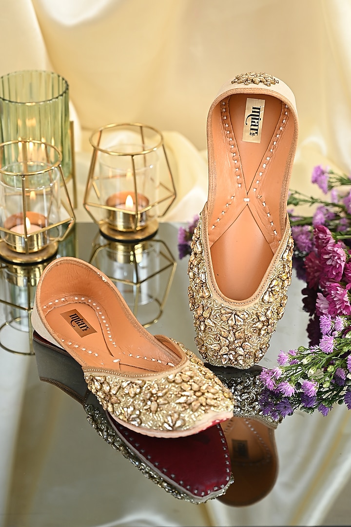 Gold Stone Embroidered Juttis by Miar Designs at Pernia's Pop Up Shop