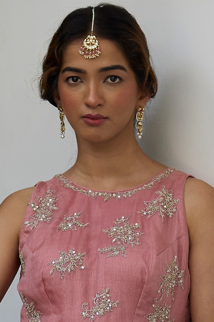 Gold Finish Kundan Polki & Pearl Handmade Jadau Maangtikka by Maisara Jewelry at Pernia's Pop Up Shop