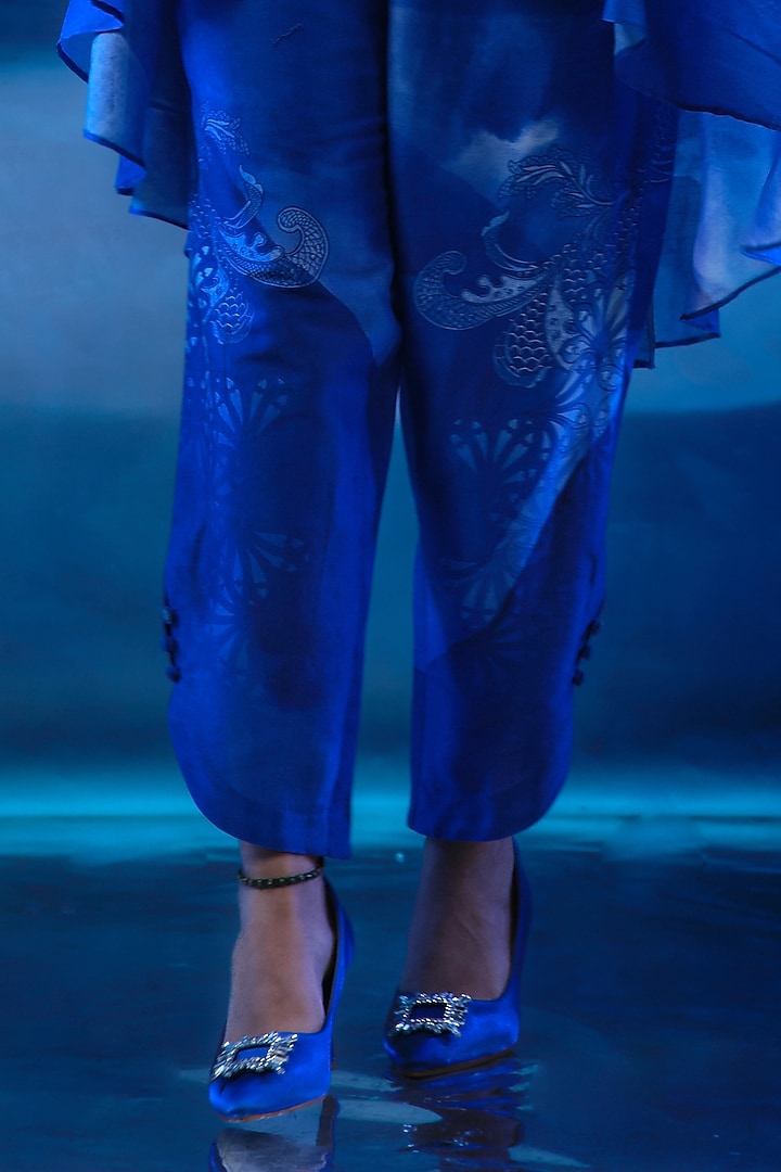 Indigo Blue Chanderi Printed Asymmetric Tunic Set by Mandira Wirk - Indian at Pernia's Pop Up Shop
