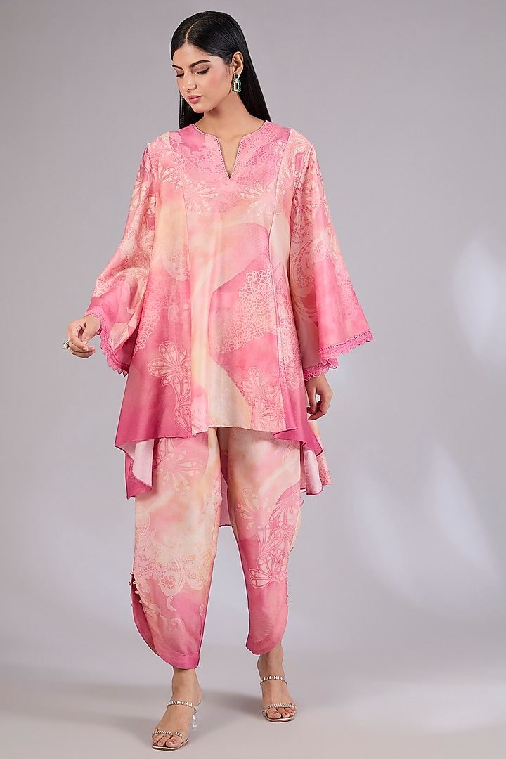 Champagne Gold Chanderi Printed Co-Ord Set by Mandira Wirk - Indian at Pernia's Pop Up Shop
