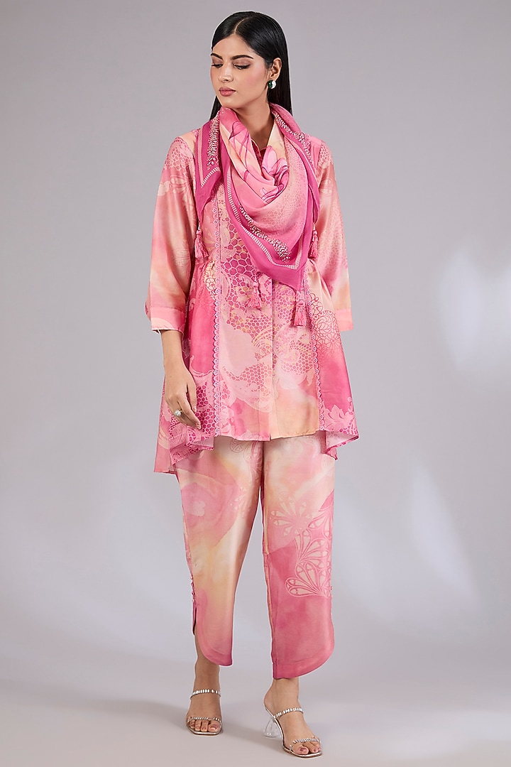 Champagne Gold Chanderi Printed Co-Ord Set by Mandira Wirk - Indian at Pernia's Pop Up Shop