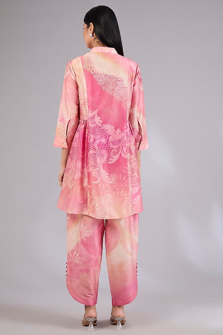 Champagne Gold Chanderi Printed Co-Ord Set by Mandira Wirk - Indian at Pernia's Pop Up Shop
