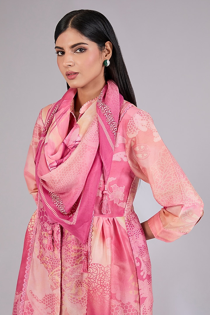 Champagne Gold Chanderi Printed Co-Ord Set by Mandira Wirk - Indian at Pernia's Pop Up Shop