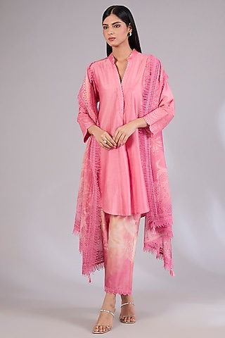 Soft Pink Chanderi Embroidered Kurta Set by Mandira Wirk - Indian