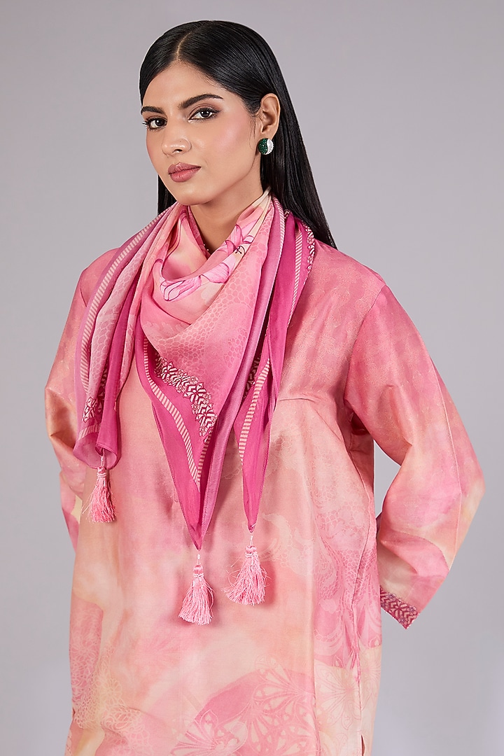 Champagne Gold Chanderi Printed Co-Ord Set by Mandira Wirk - Indian at Pernia's Pop Up Shop