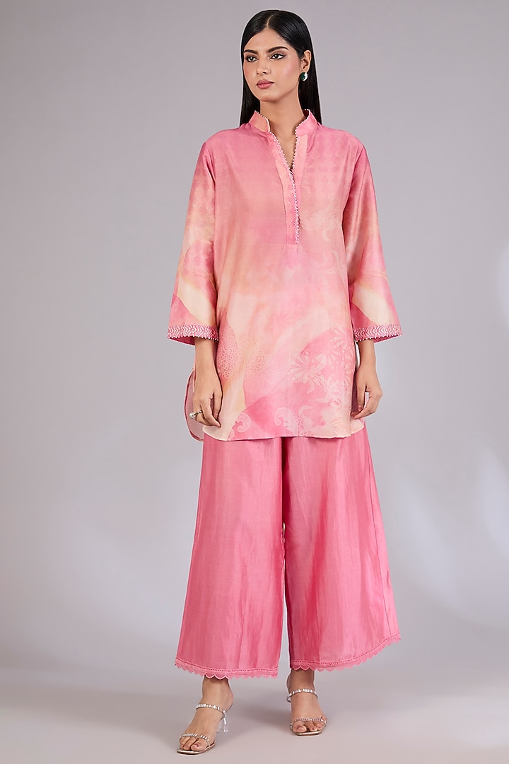 Champagne Gold Chanderi Printed & Embroidered Co-Ord Set by Mandira Wirk - Indian at Pernia's Pop Up Shop