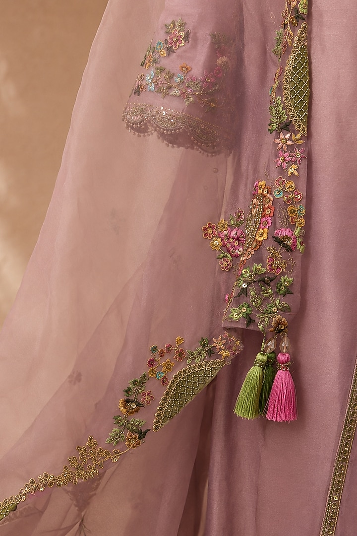 Lilac Chanderi Resham Embroidered Kurta Set by Mandira Wirk - Indian at Pernia's Pop Up Shop