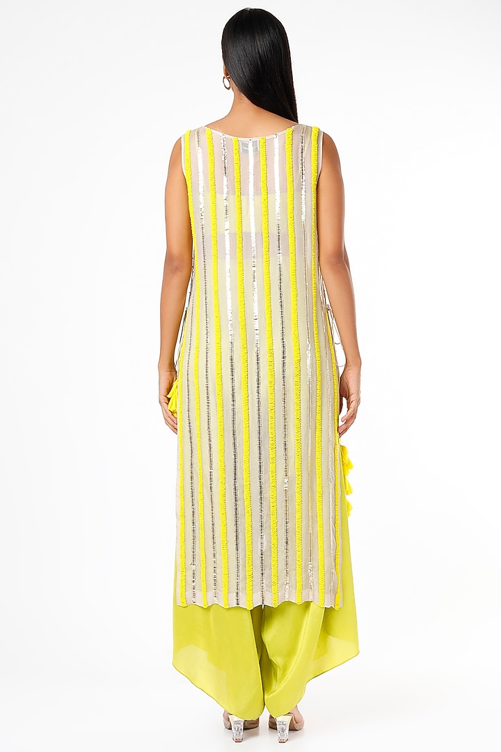 Yellow Embroidered Kurta Set by Maison Blu at Pernia's Pop Up Shop