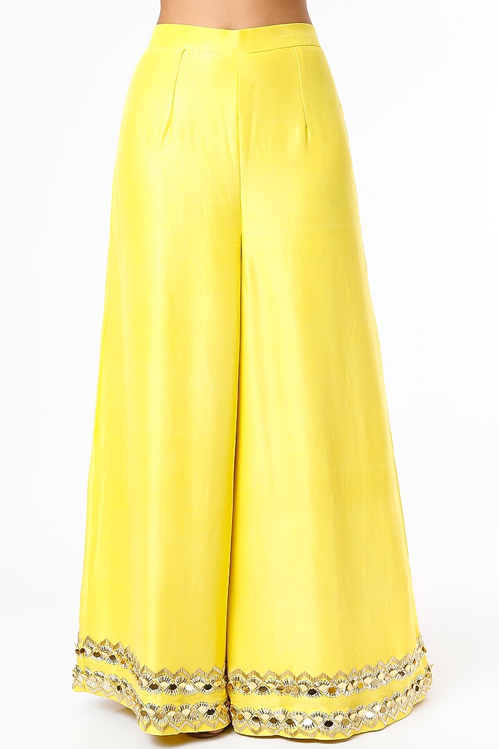 Yellow Organza Silk Embroidered Kurta Set by Maison Blu at Pernia's Pop Up Shop
