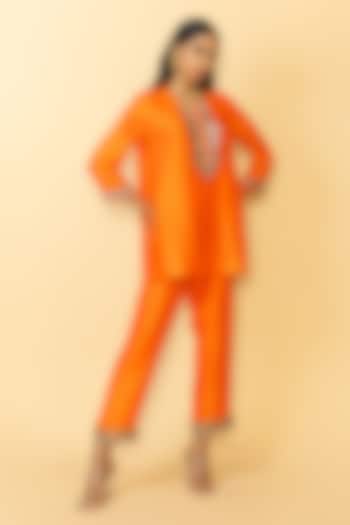 Orange Silk Kurta Set by Maison Blu at Pernia's Pop Up Shop