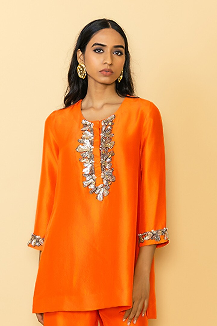 Orange Silk Kurta Set by Maison Blu at Pernia's Pop Up Shop