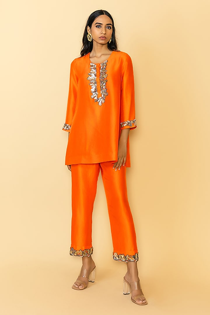 Orange Silk Kurta Set by Maison Blu at Pernia's Pop Up Shop