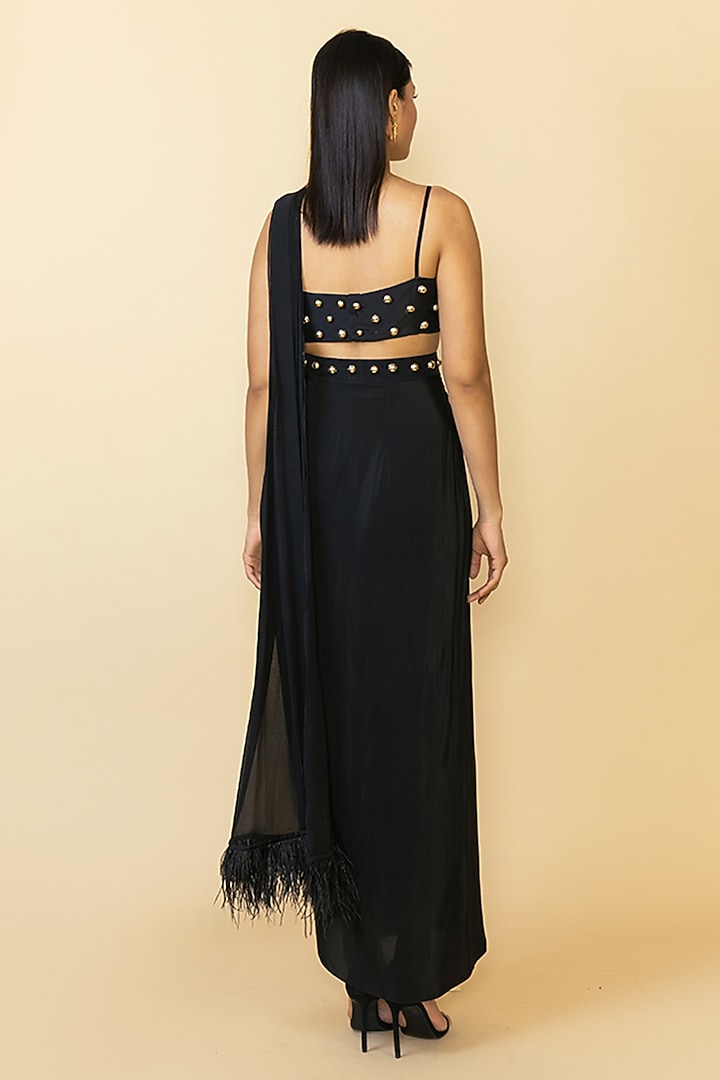 Black Crepe Feather Pre-Draped Wedding Saree Set by Maison Blu at Pernia's Pop Up Shop