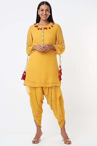 Mustard Tasselled Kurta Set by Maison Blu