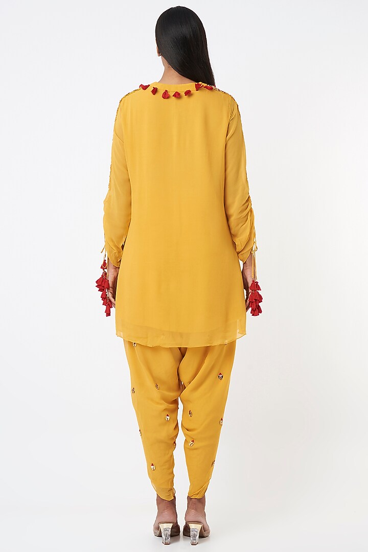 Mustard Tasselled Kurta Set by Maison Blu at Pernia's Pop Up Shop