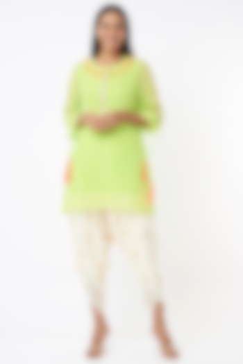 Lime Tasselled Kurta Set by Maison Blu at Pernia's Pop Up Shop