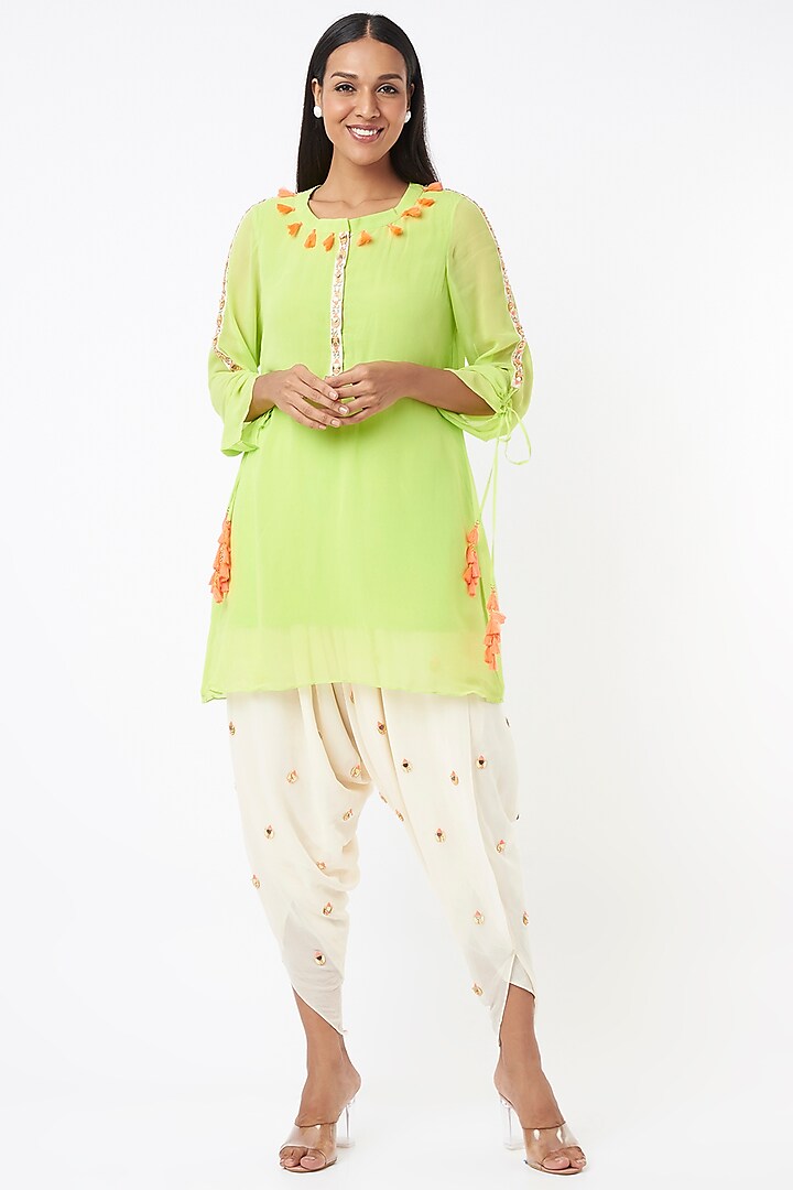 Lime Tasselled Kurta Set by Maison Blu at Pernia's Pop Up Shop