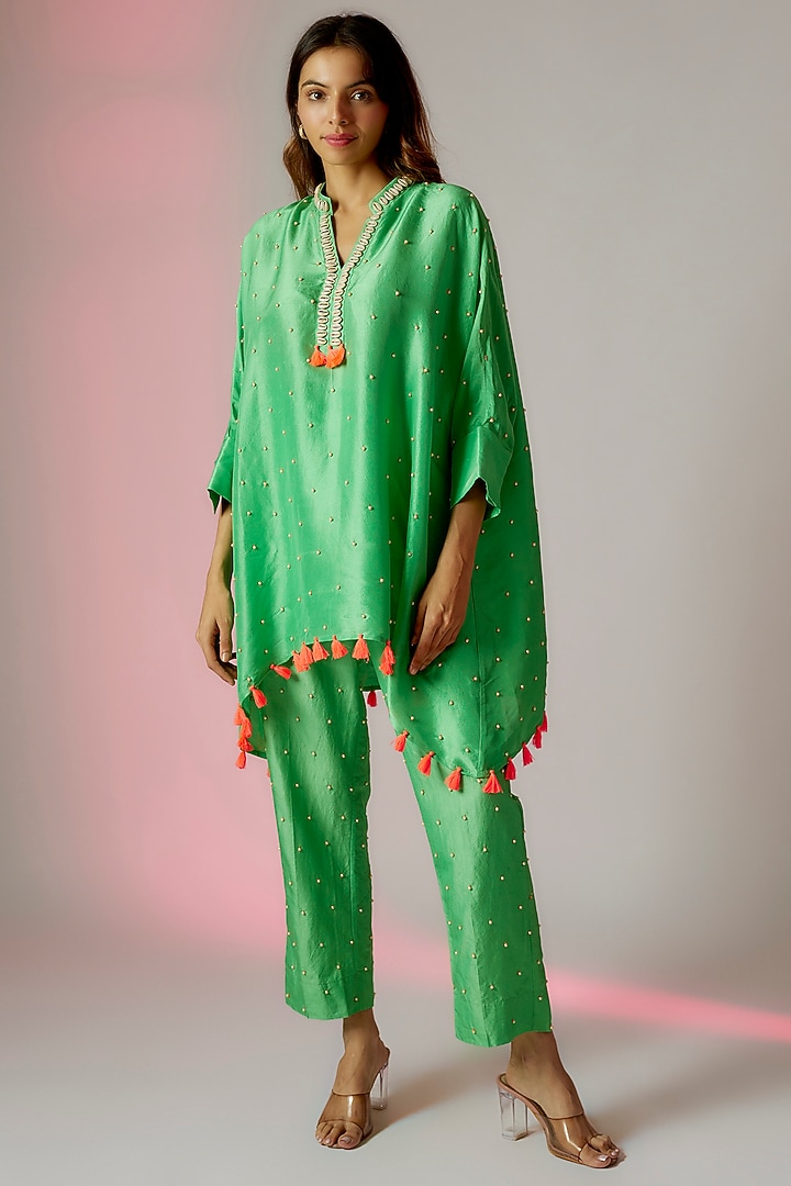 Green Dupion & Spun Silk Embroidered Kurta Set by Maison Blu at Pernia's Pop Up Shop