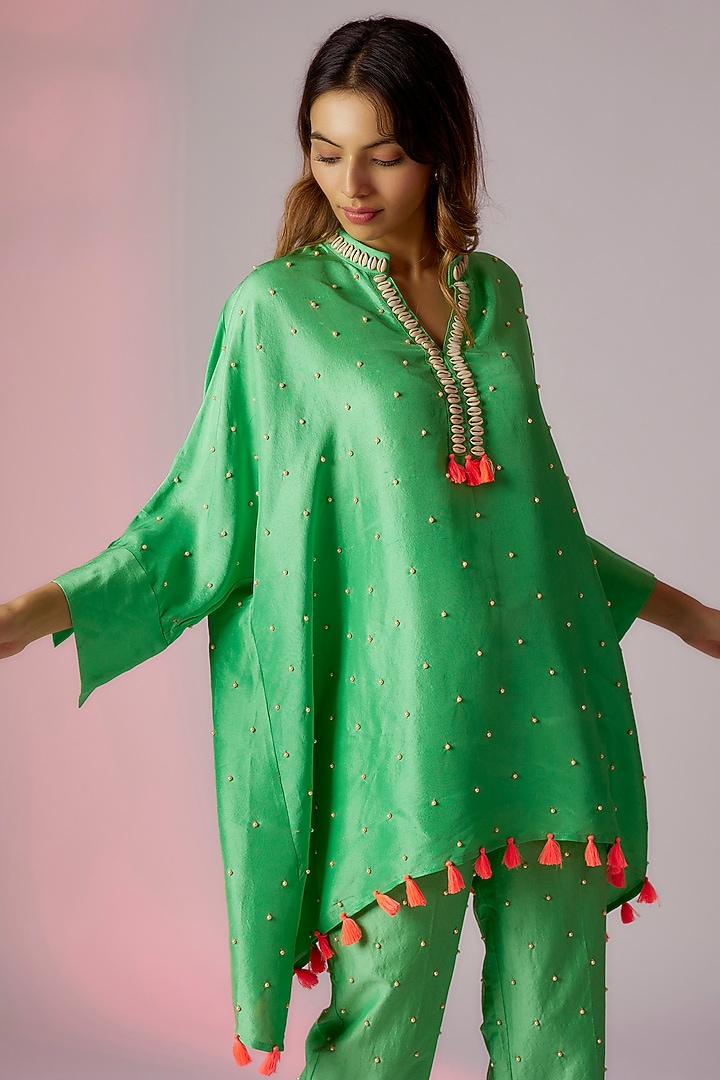 Green Dupion & Spun Silk Embroidered Kurta Set by Maison Blu at Pernia's Pop Up Shop