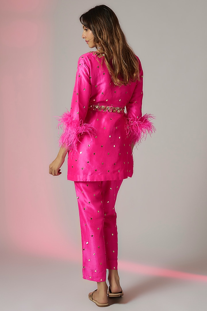 Pink Dupion Silk Embroidered Kurta Set by Maison Blu at Pernia's Pop Up Shop