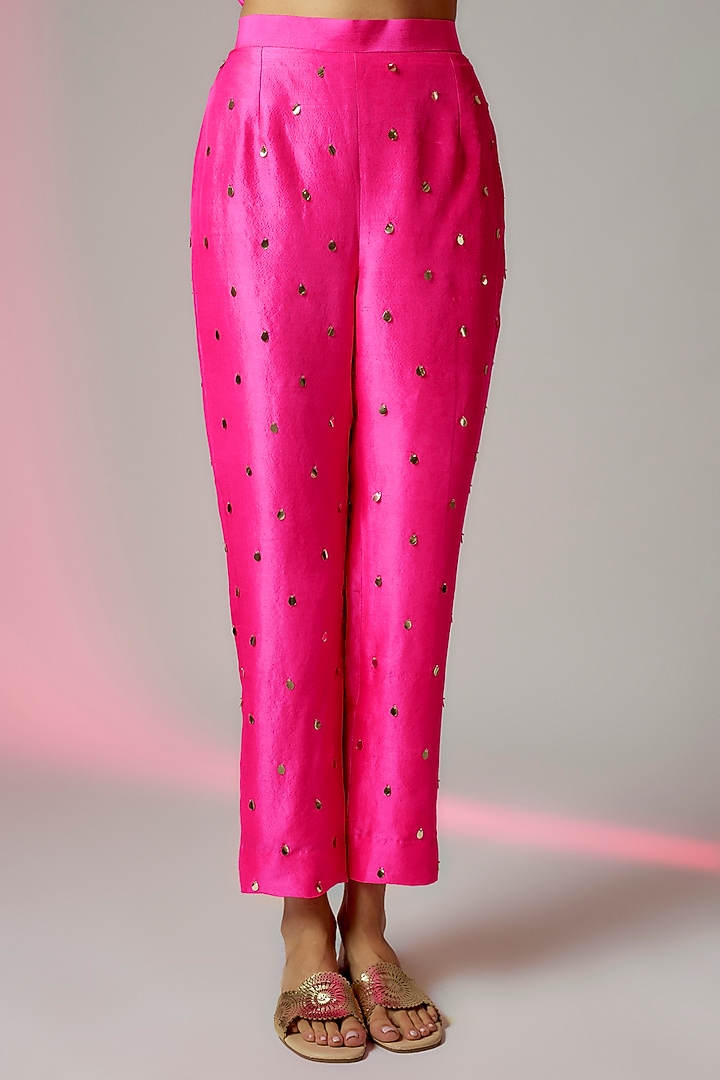 Pink Dupion Silk Embroidered Kurta Set by Maison Blu at Pernia's Pop Up Shop