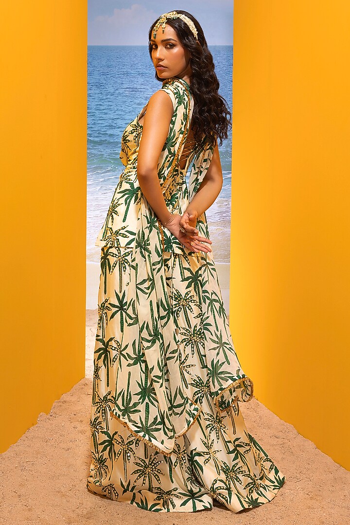 Ivory Silk Printed Kurta Set by Maison Blu at Pernia's Pop Up Shop