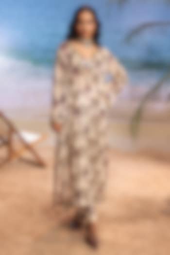 Ivory Silk Printed Kurta Set by Maison Blu at Pernia's Pop Up Shop