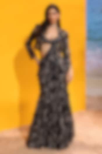 Black Crepe Printed Pre-Draped Tiered Wedding Saree Set by Maison Blu at Pernia's Pop Up Shop