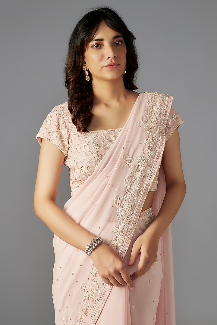 Pink Georgette Hand Embroidered Reception Saree Set by Maisolos at Pernia's Pop Up Shop