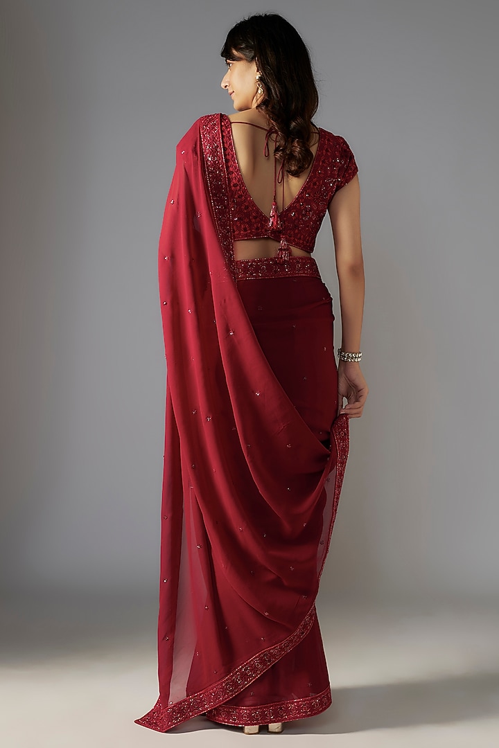 Red Georgette Hand Embroidered Bridal Saree Set by Maisolos at Pernia's Pop Up Shop